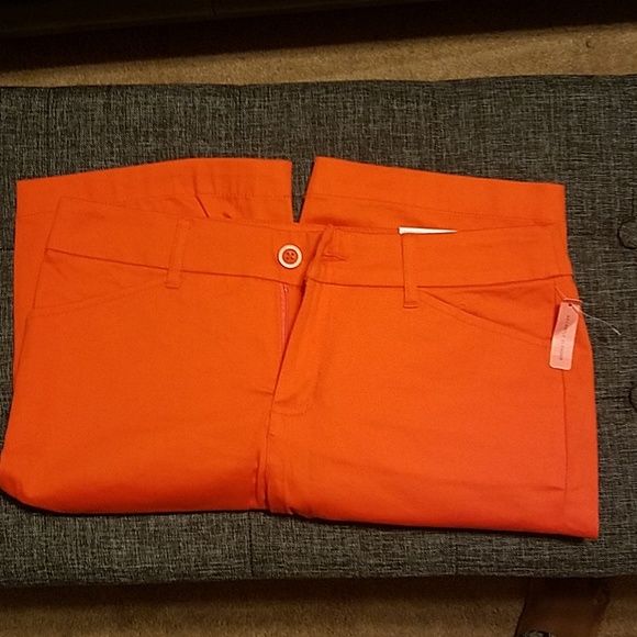 Short pants - Picture 2 of 4